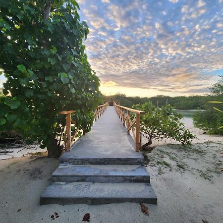 Hotel Surf Deck à Thulusdhoo Extérieur photo
