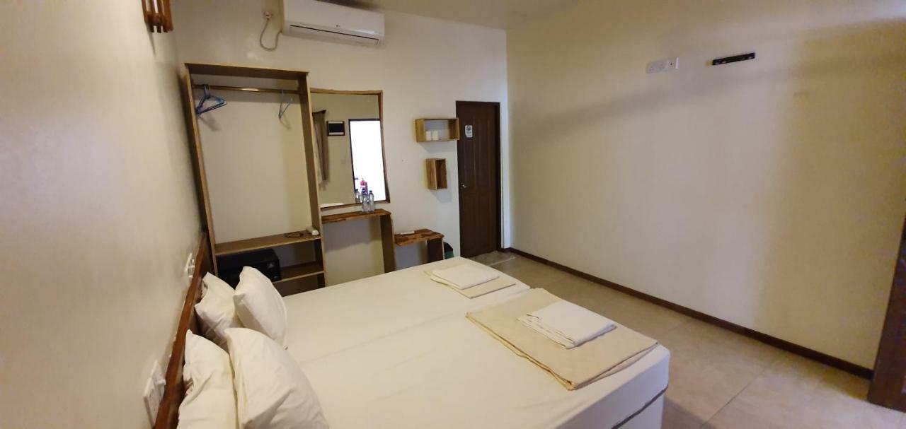 Hotel Surf Deck à Thulusdhoo Extérieur photo