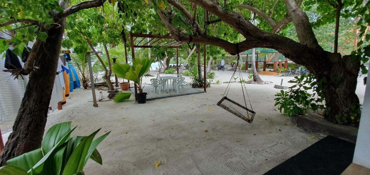 Hotel Surf Deck à Thulusdhoo Extérieur photo