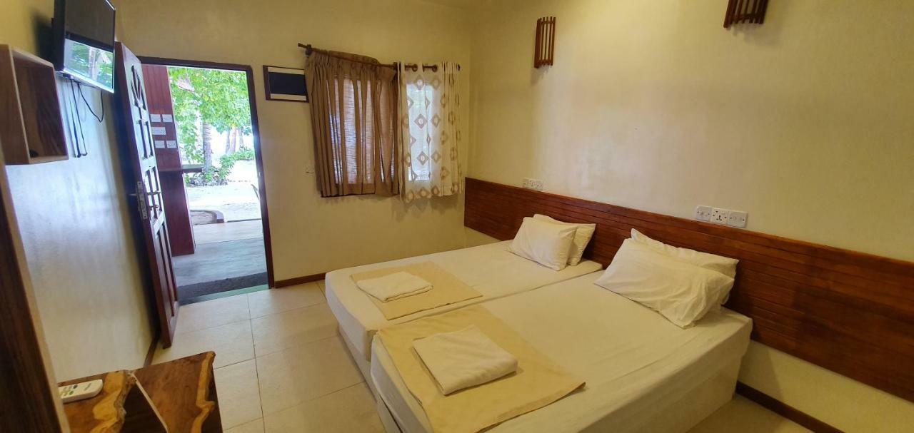 Hotel Surf Deck à Thulusdhoo Extérieur photo