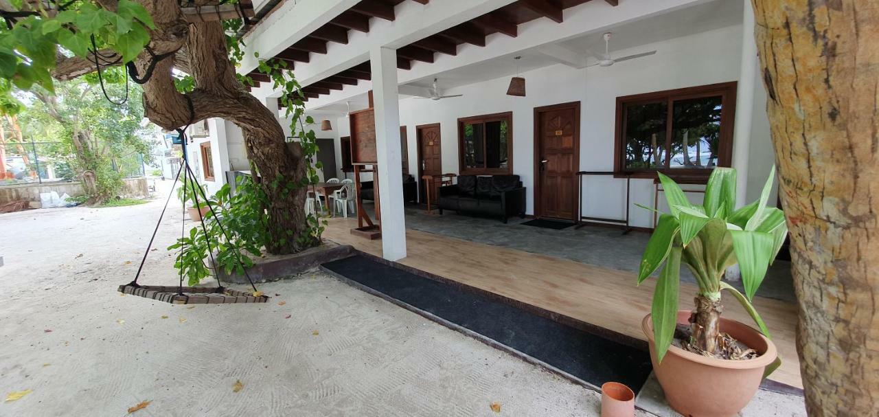Hotel Surf Deck à Thulusdhoo Extérieur photo